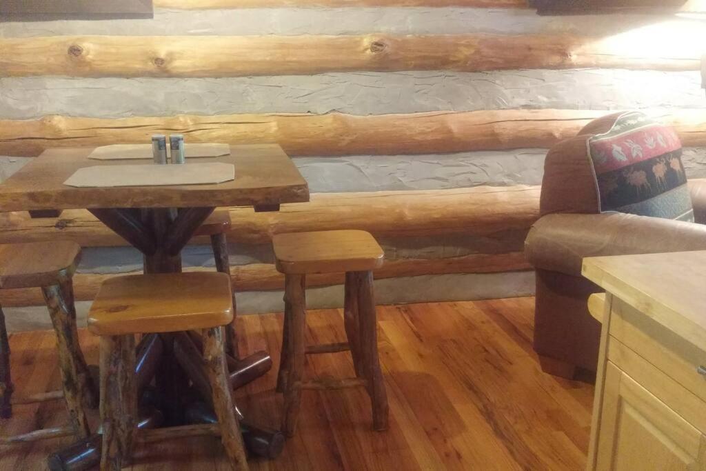 The Pine Knot Sevierville